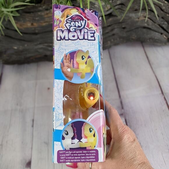 My Little Pony The Movie Fluttershy Shining Friends Light Up Figure - Picture 6 of 7